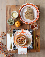 Load image into Gallery viewer, Falloween Pumpkin Shaped Paper Plate
