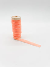 Load image into Gallery viewer, Velvet Ribbon - 3/8": Purple
