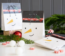 Load image into Gallery viewer, Snowman Treat Bags

