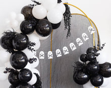Load image into Gallery viewer, PLHB283 - Bow Ghost Puffy Felt Banner
