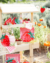 Load image into Gallery viewer, Strawberry Shaped Plate

